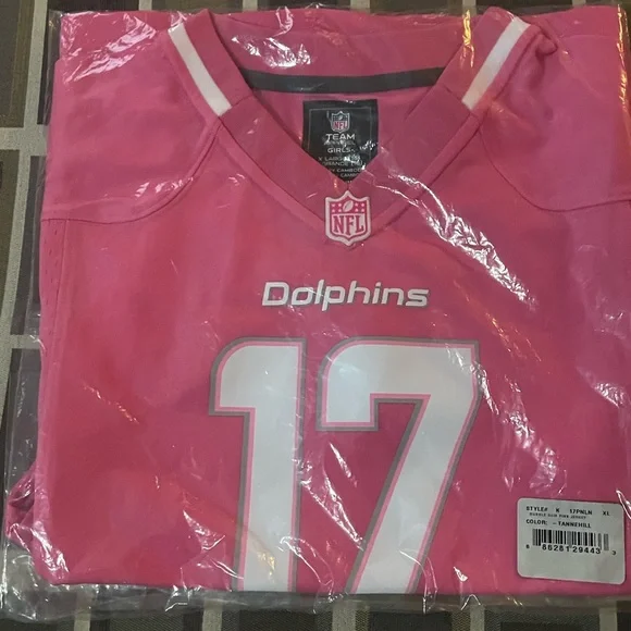 NFL Pink Girls Jersey - Picture 2 of 7